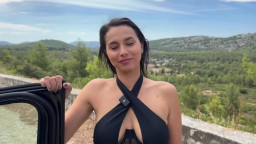 JacquieEtMichelTV Lia 28 Years Old Administrative Manager In Toulouse 31 07 2025