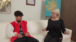 Chloe Adams - Sexy Teacher Motivation Sex For Her Student